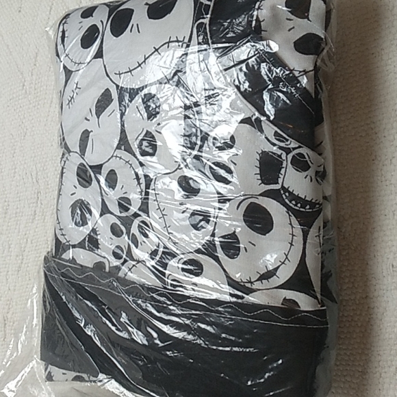 From Palm Springs Fair 3 piece collection Nightmare Before Christmas Purse Plus - Picture 15 of 15